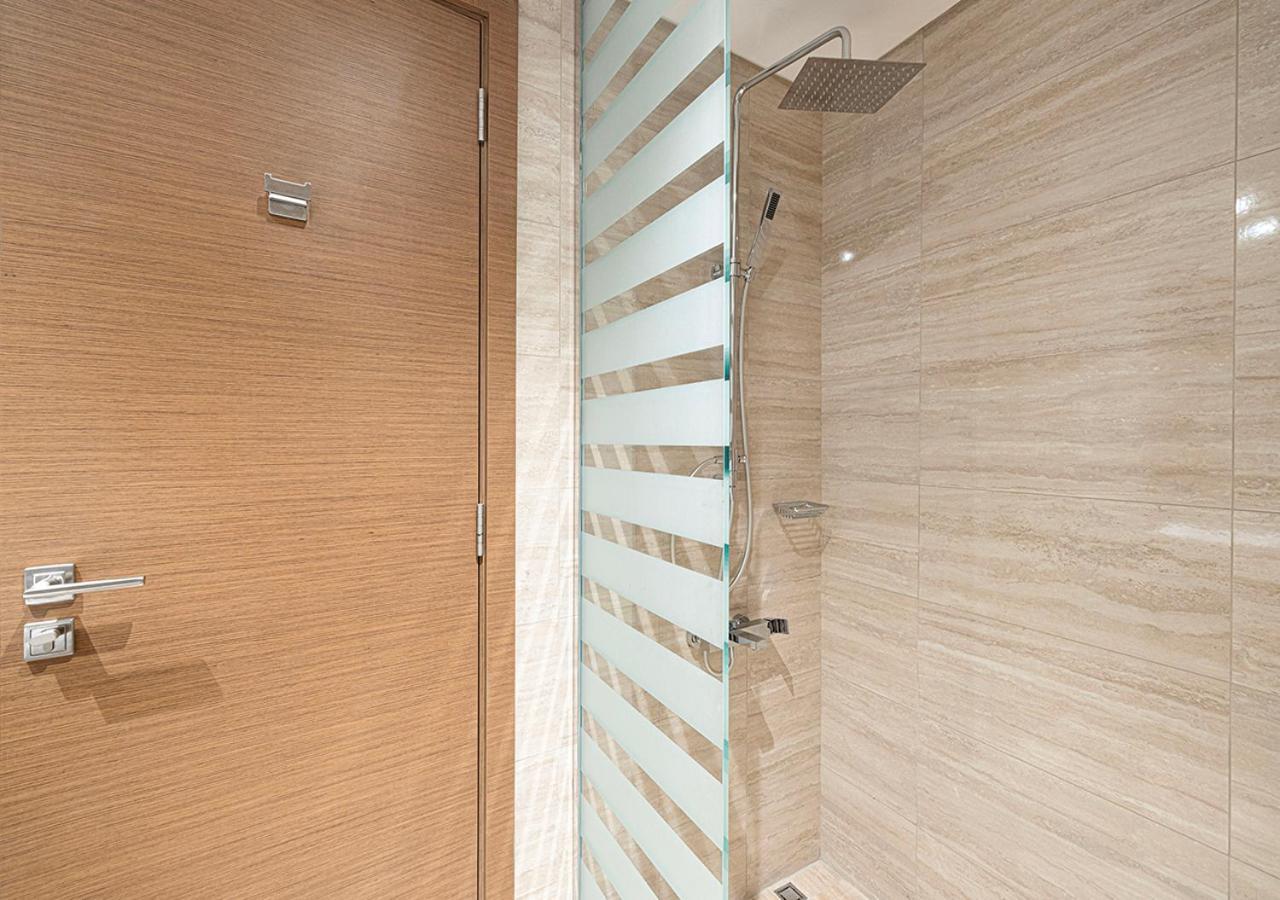 Luxury 2 Bedroom Missoni Building Canal & Pool View Dubai
