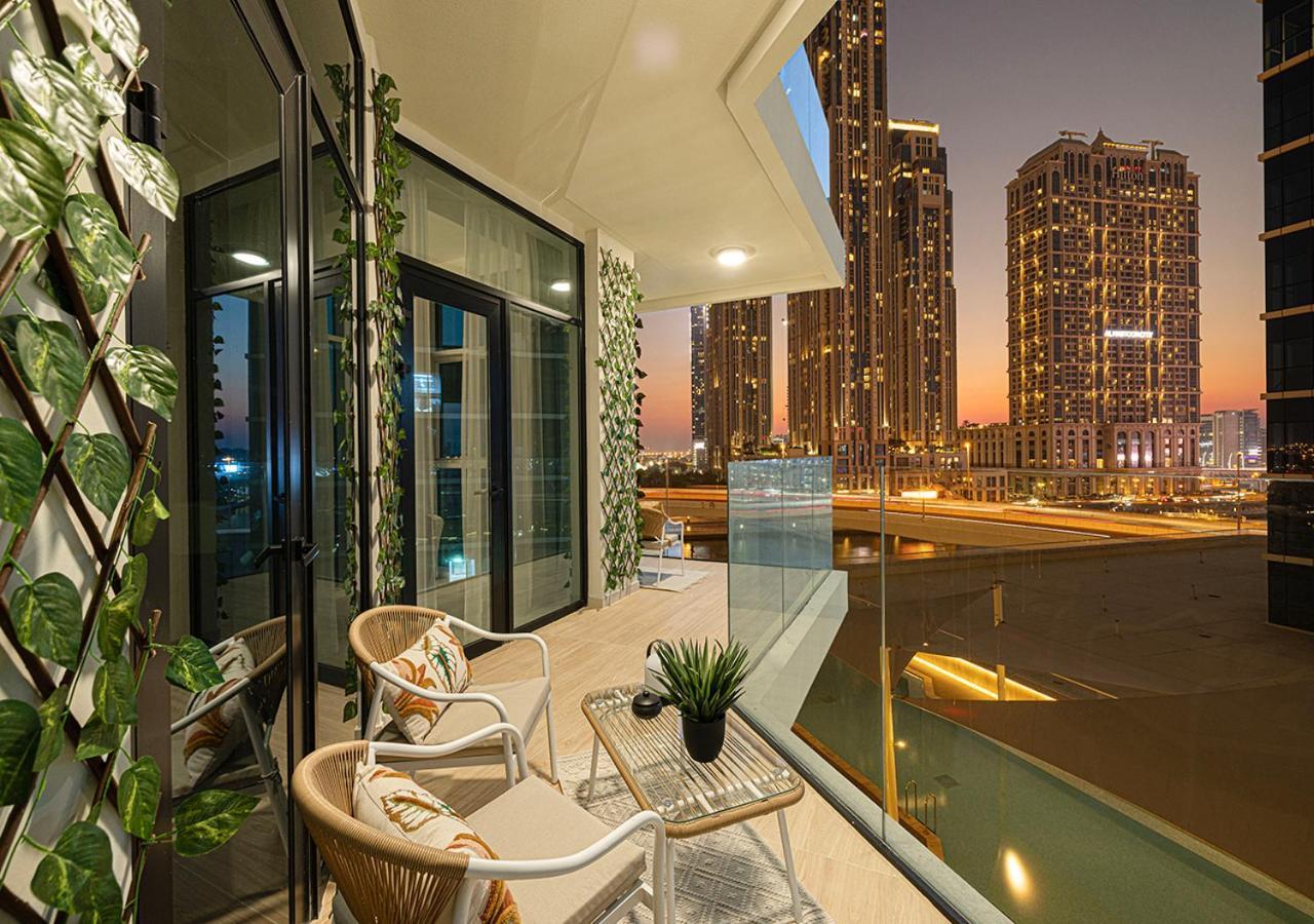 Apartment Luxury 2 Bedroom Missoni Building Canal & Pool View Dubai