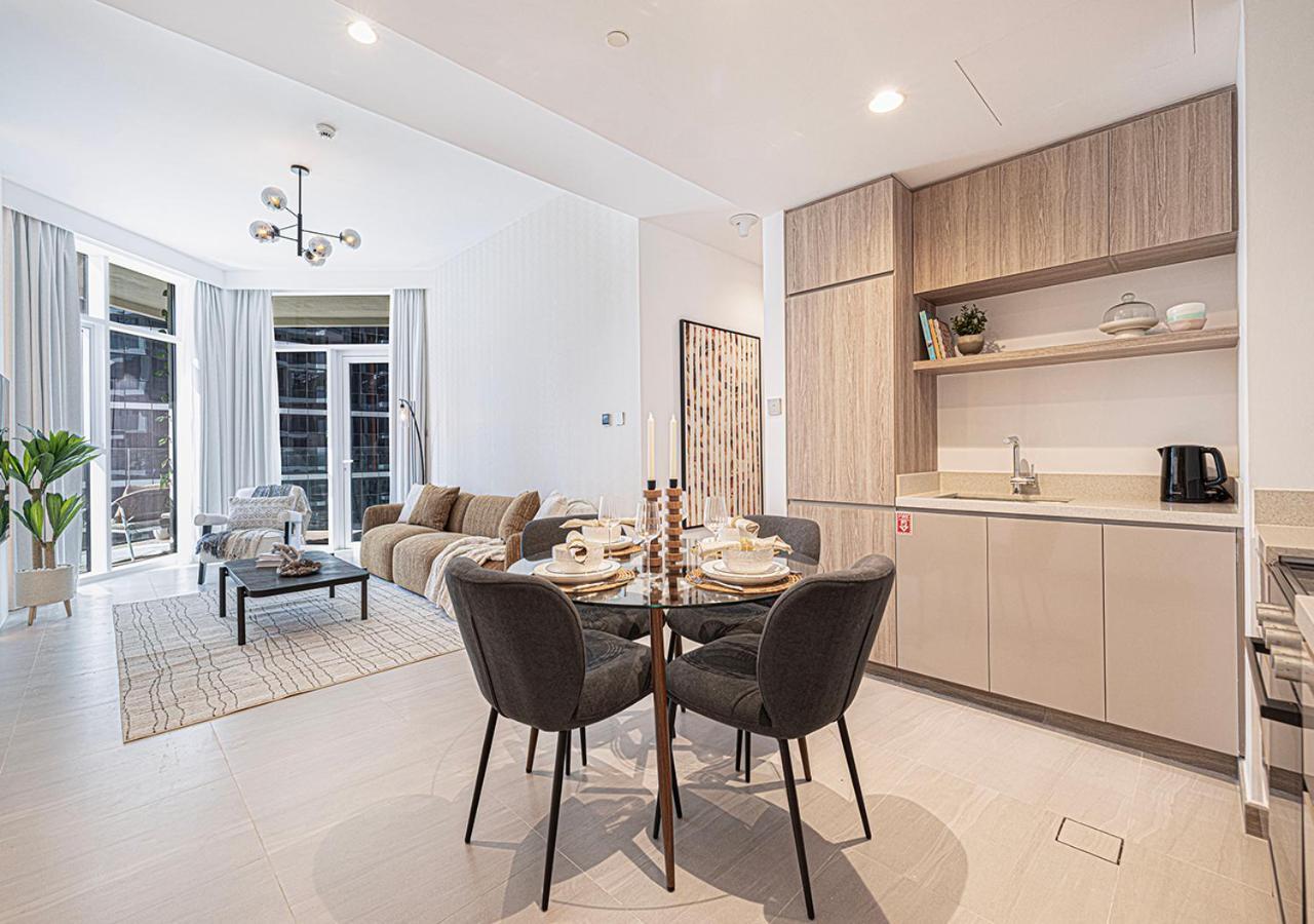 Luxury 2 Bedroom Missoni Building Canal & Pool View Apartment